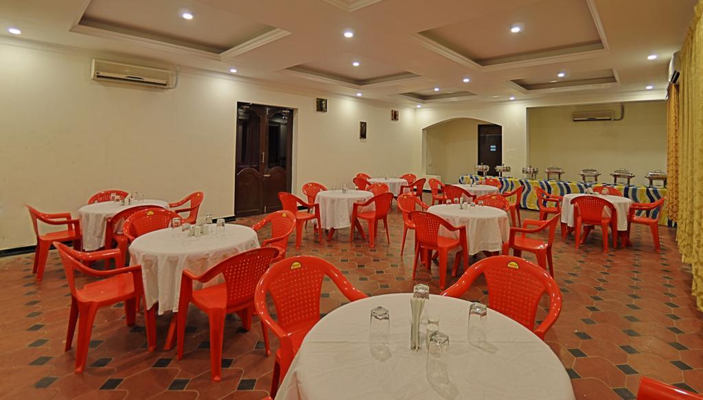 Royal Club Hotell Chennai Eksteriør bilde